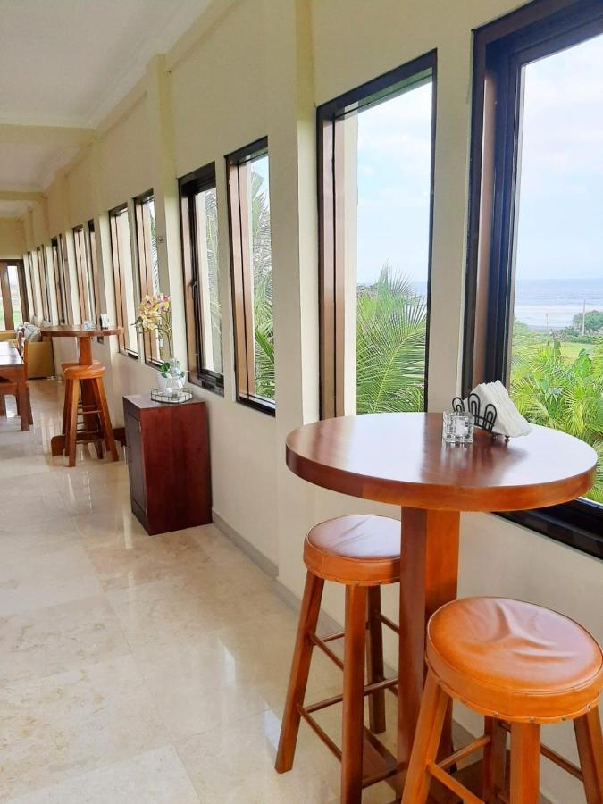 Апарт отель Medewi Manor Airsatang Экстерьер фото